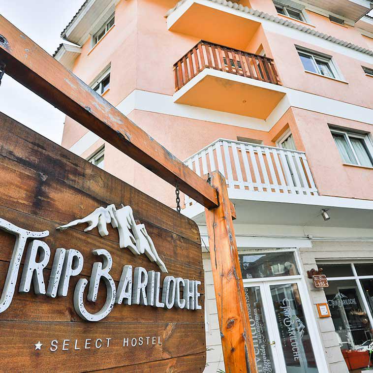 trip bariloche select hostel telefono